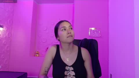 Adaira online show from November 14, 4:33 am