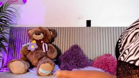 Snapshot of adalina_rusel chatting on May 12, 11:18 am online show from May 12, 11:18 am