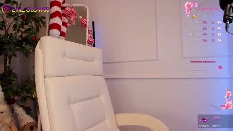 Adalyn online show from December 5, 12:44 pm