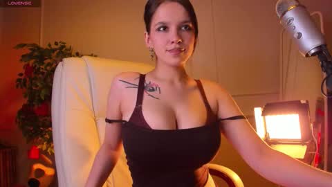 Adalyn online show from February 7, 9:29 pm