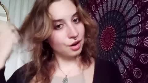 Adalyn online show from October 16, 3:02 pm