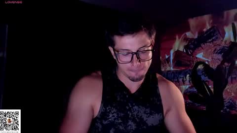 Snapshot of adam_bouton chatting on April 30, 12:17 am Adam online show from April 30, 12:17 am