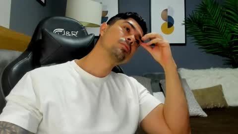 adam clarke online show from March 24, 3:22 am