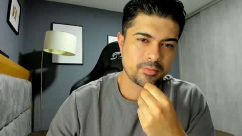 adam clarke online show from April 22, 2:25 am