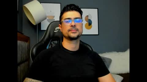 Snapshot of adam_clarke chatting on May 15, 10:50 pm adam clarke online show from May 15, 10:50 pm