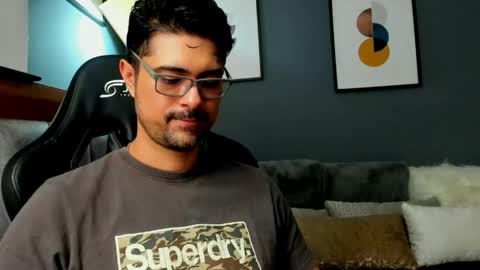 Snapshot of adam_clarke chatting on May 27, 1:57 am adam clarke online show from May 27, 1:57 am