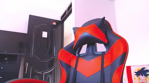 adam hot11 online show from December 14, 7:40 pm