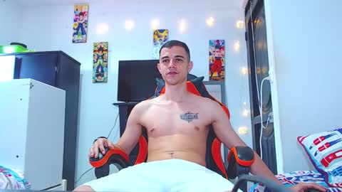 adam hot11 online show from February 18, 1:51 pm