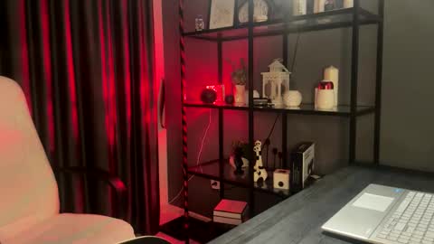 Snapshot of adam_ice chatting on February 27, 4:18 pm Arthur and Adam online show from February 27, 4:18 pm