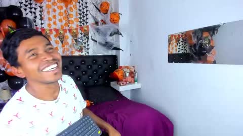 adam_morgan2 online show from October 27, 7:07 pm