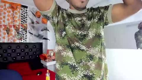 adam_morgan2 online show from October 29, 7:04 pm