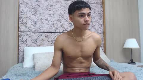 adam_piarse online show from February 12, 11:38 am