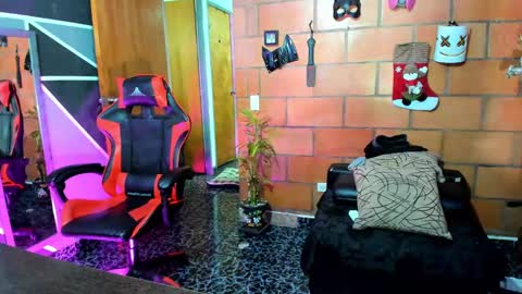 Adam Valencia online show from February 15, 12:48 am