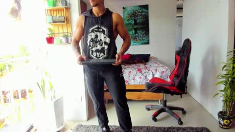 Adam Valencia online show from October 27, 7:40 pm