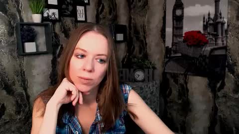 adamais_ online show from December 22, 5:59 am