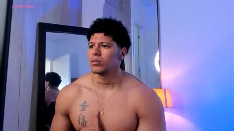 adambrocs1 online show from March 12, 1:28 pm