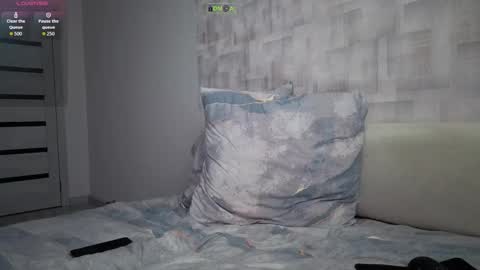 Snapshot of adamharriss chatting on March 20, 6:40 am adamharriss online show from March 20, 6:40 am