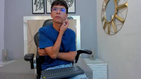 Adams Bobby online show from January 12, 11:26 am