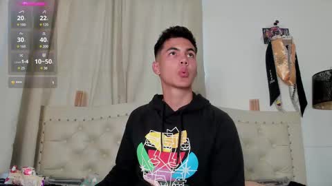 Adams online show from February 10, 9:47 pm