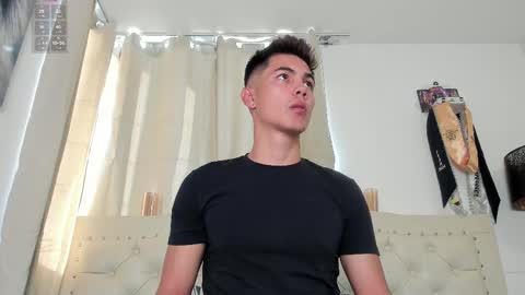 Adams online show from February 21, 9:22 pm