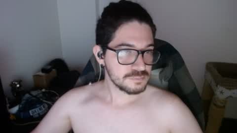 Snapshot of adamussutekh chatting on July 5, 1:40 pm Adam online show from July 5, 1:40 pm