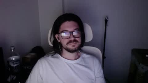 Snapshot of adamussutekh chatting on July 17, 11:28 am Adam online show from July 17, 11:28 am