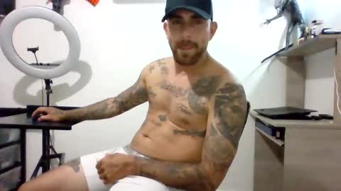 adan_carter online show from October 16, 4:24 am