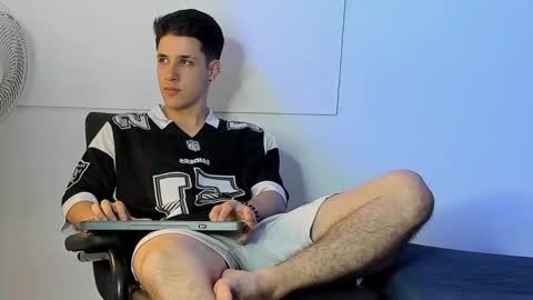 adan online show from February 21, 12:05 am