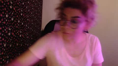 Snapshot of adan_romanoff chatting on May 15, 9:38 am adan_romanoff online show from May 15, 9:38 am