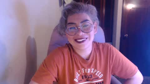 Snapshot of adan_romanoff chatting on June 19, 7:12 am adan_romanoff online show from June 19, 7:12 am