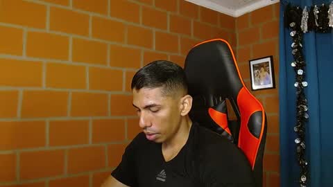 Adan Sin online show from January 27, 4:54 pm