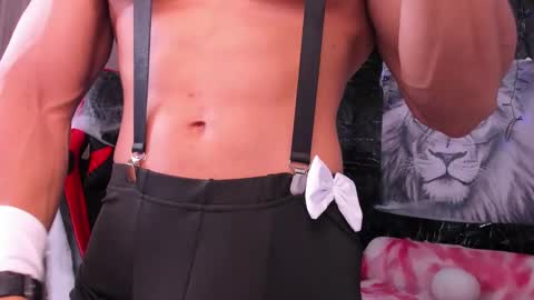 Adan Sin online show from October 31, 4:52 pm