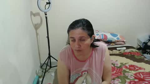 Adan and Eva online show from April 26, 11:46 pm