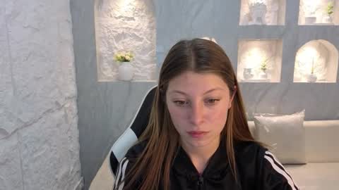 Snapshot of adara_gracee_tx chatting on October 16, 7:37 pm Live 1500am 2100pm COLOMBIAN HOUR online show from October 16, 7:37 pm