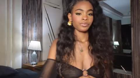 Snapshot of adarasmiith chatting on January 18, 2:48 am adarasmiith online show from January 18, 2:48 am