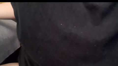 Snapshot of adarkvid420tj chatting on March 9, 8:21 pm adarkvid420tj online show from March 9, 8:21 pm