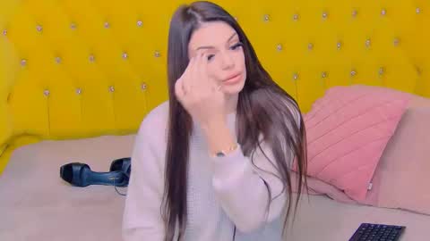 alissia online show from January 12, 9:14 am