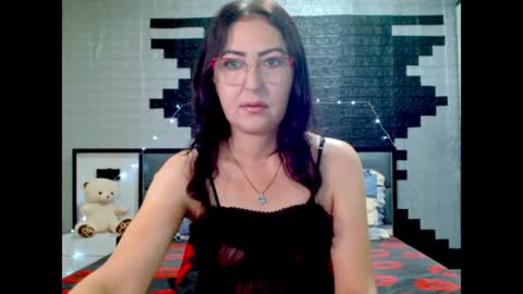 Snapshot of adaveraa chatting on June 26, 9:14 am AdaVeraa online show from June 26, 9:14 am