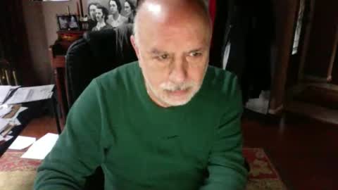 Snapshot of add_me_2 chatting on April 21, 2:12 pm add_me_2 online show from April 21, 2:12 pm