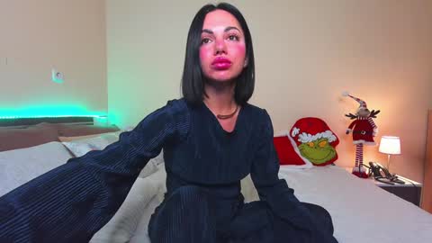 Sabi online show from December 18, 2:38 pm