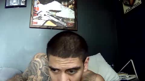 addictedtobustnloads1 online show from December 17, 6:47 pm