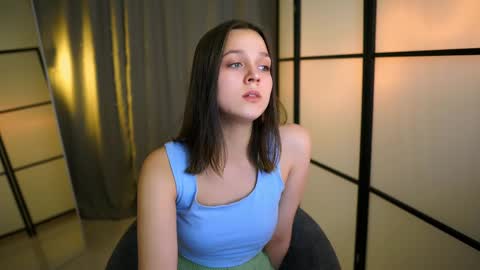 Snapshot of addy_moon chatting on March 7, 4:33 pm Addy online show from March 7, 4:33 pm