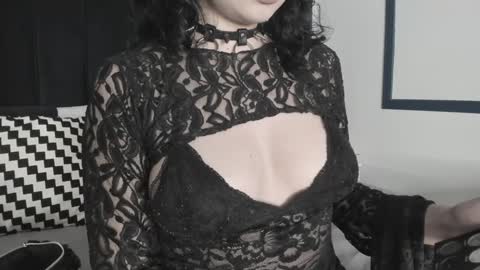 Ade  online show from January 11, 7:38 pm