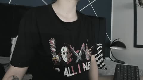 Ade  online show from February 7, 8:10 pm