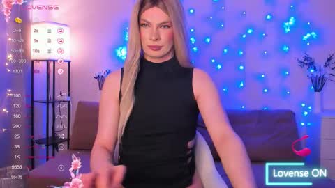 Adel online show from January 15, 11:59 am