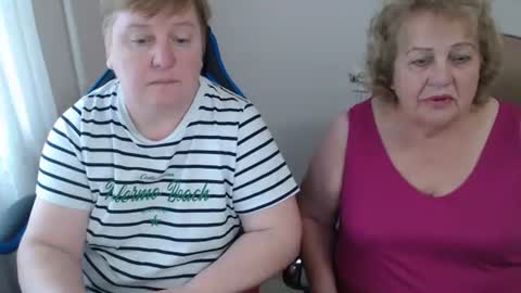 AdelAndSofia online show from October 1, 1:50 pm