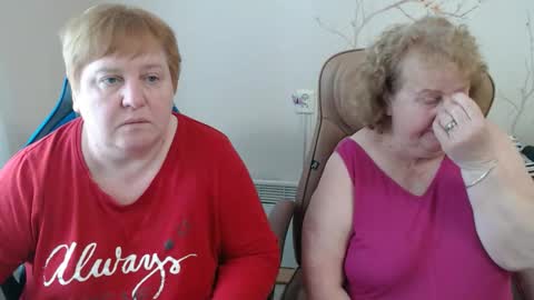 AdelAndSofia online show from April 6, 10:49 am