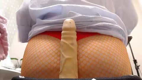 Snapshot of adeldal chatting on October 30, 6:15 am adeldal online show from October 30, 6:15 am