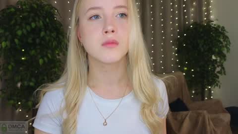 Adele online show from February 2, 9:45 pm