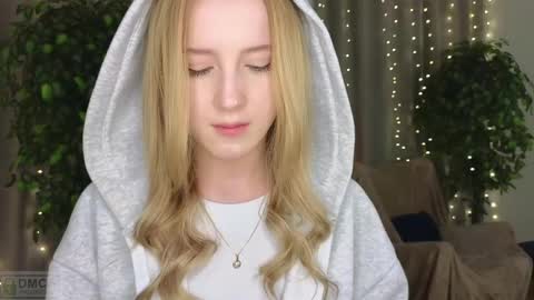 Adele online show from February 17, 12:54 am